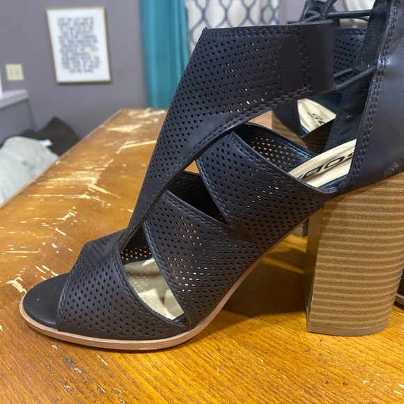 Soda, open toed sandals - Picture 5 of 6